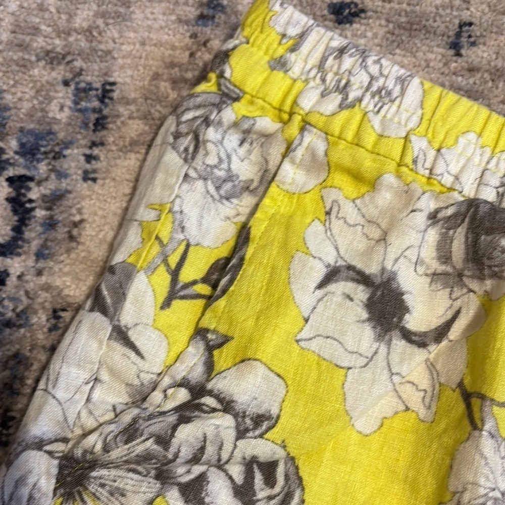 Kut from the Kloth High Waist Yellow and Gray Floral Shorts - Picture 3 of 4